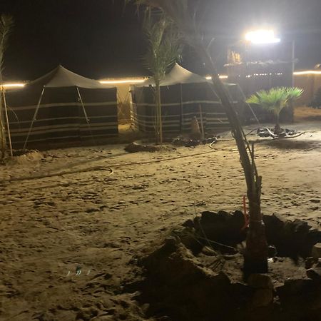 מלון אום לאג' Royal Tours Permanent Camp מראה חיצוני תמונה