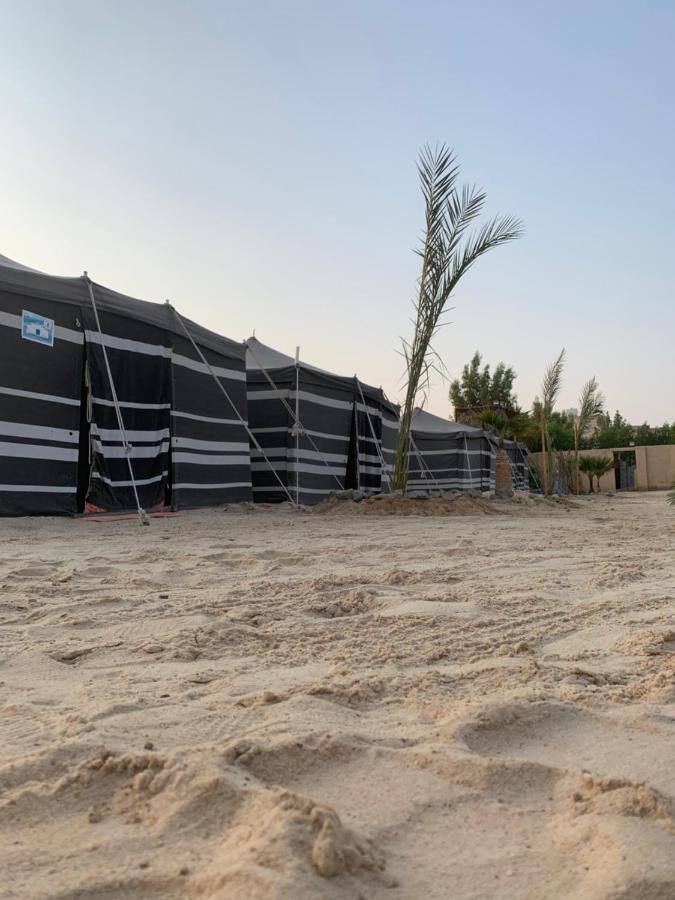 מלון אום לאג' Royal Tours Permanent Camp מראה חיצוני תמונה