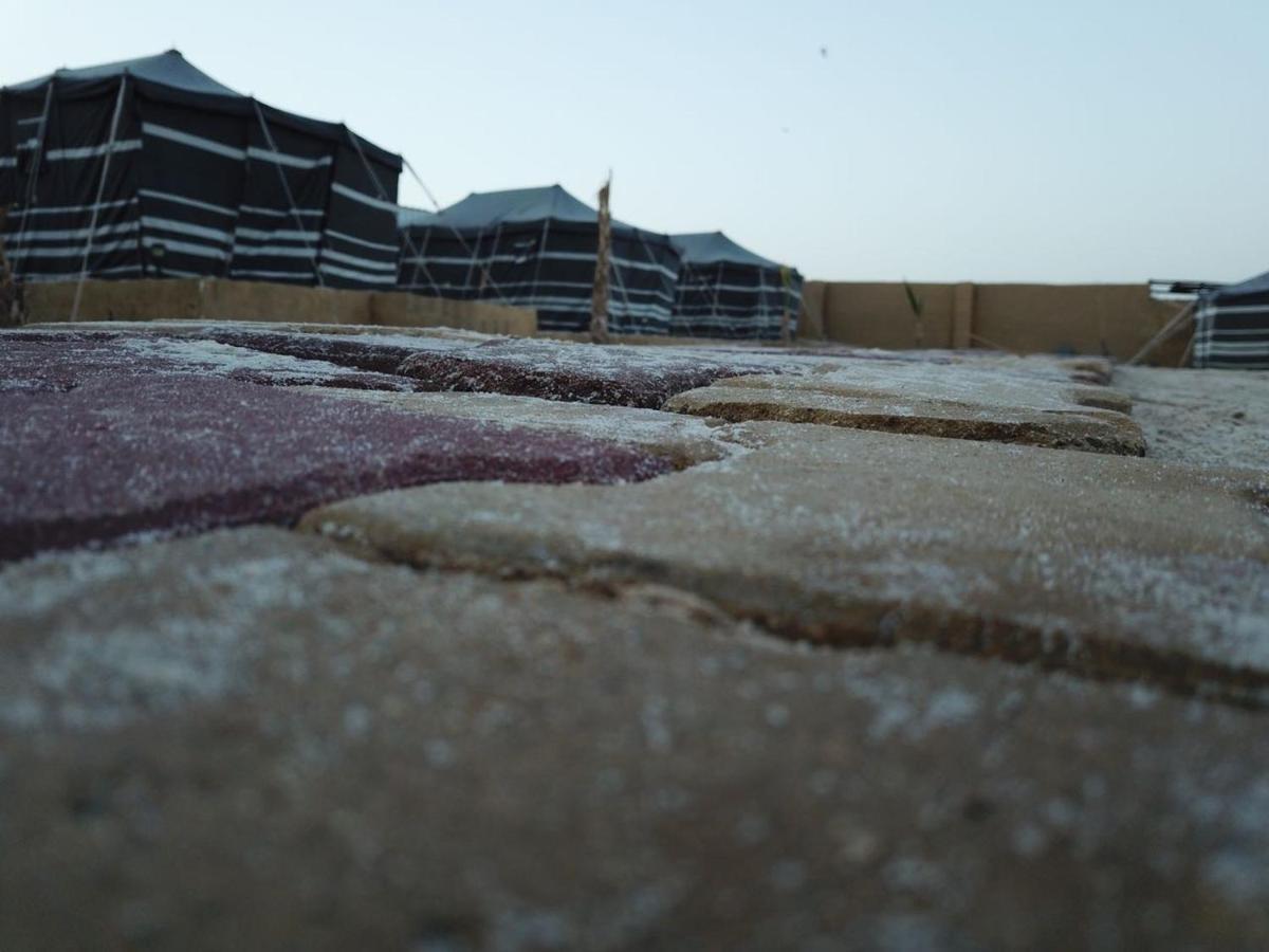 מלון אום לאג' Royal Tours Permanent Camp מראה חיצוני תמונה